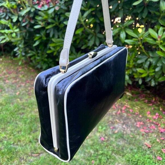 Franchi Genuine Leather Handbag New - Picture 2 of 14